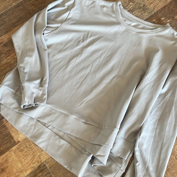 Danskin beige tan ribbed lightweight pullover crewneck - Picture 3 of 4